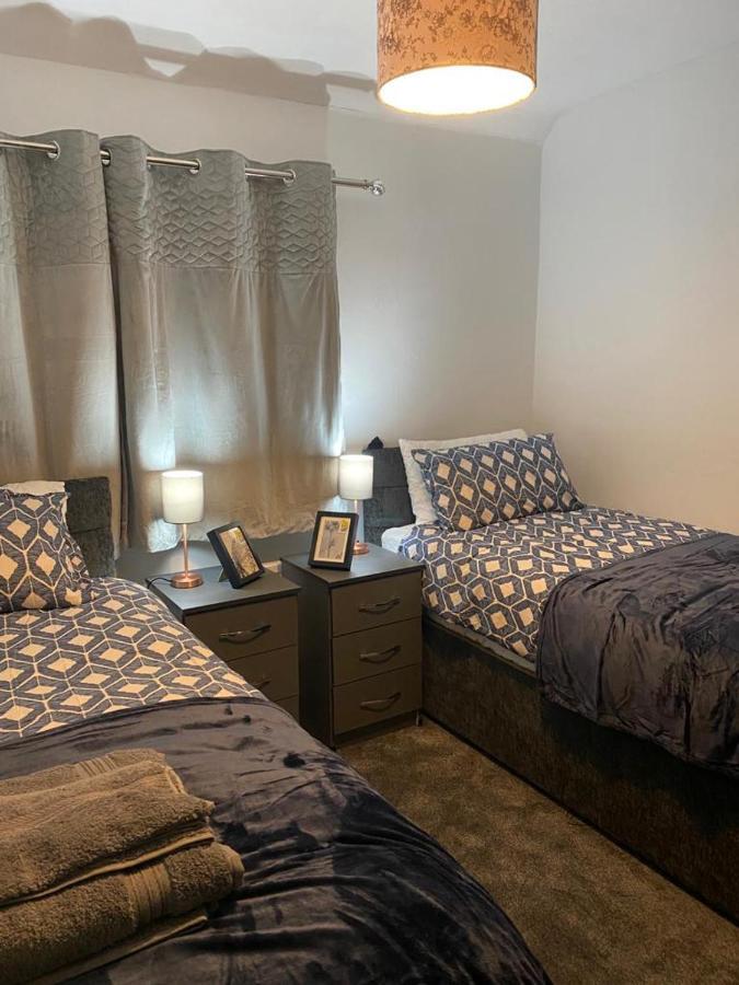 Cosy 3 Bedroom House, Free Parking & Wifi Nottingham Ngoại thất bức ảnh
