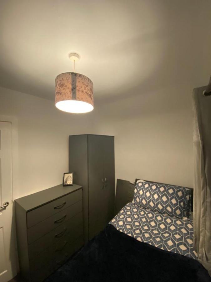 Cosy 3 Bedroom House, Free Parking & Wifi Nottingham Ngoại thất bức ảnh